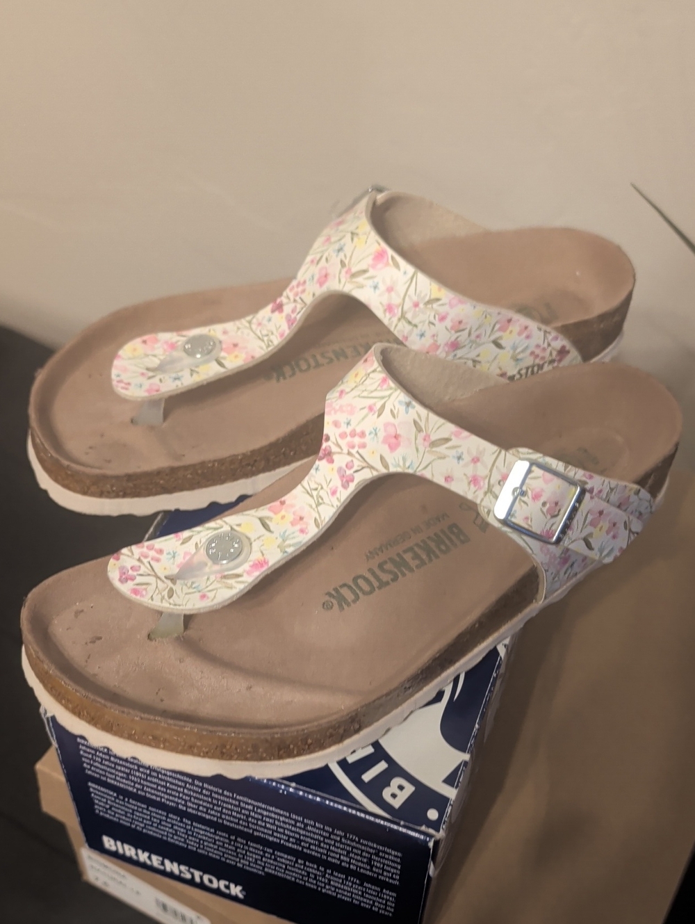 Birkenstock Sandals.   Size 39.  Excellent Condition